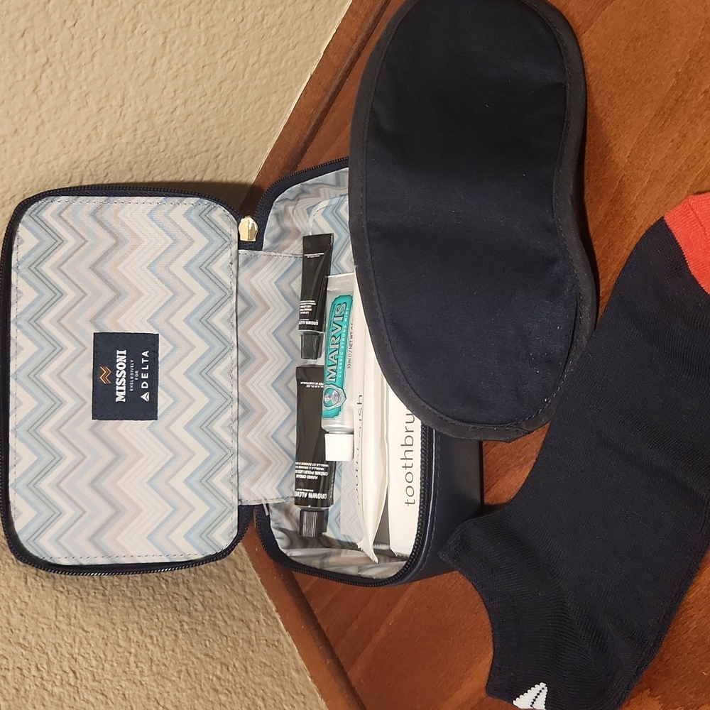 Missoni x Delta Exclusive Travel Case With Accessories